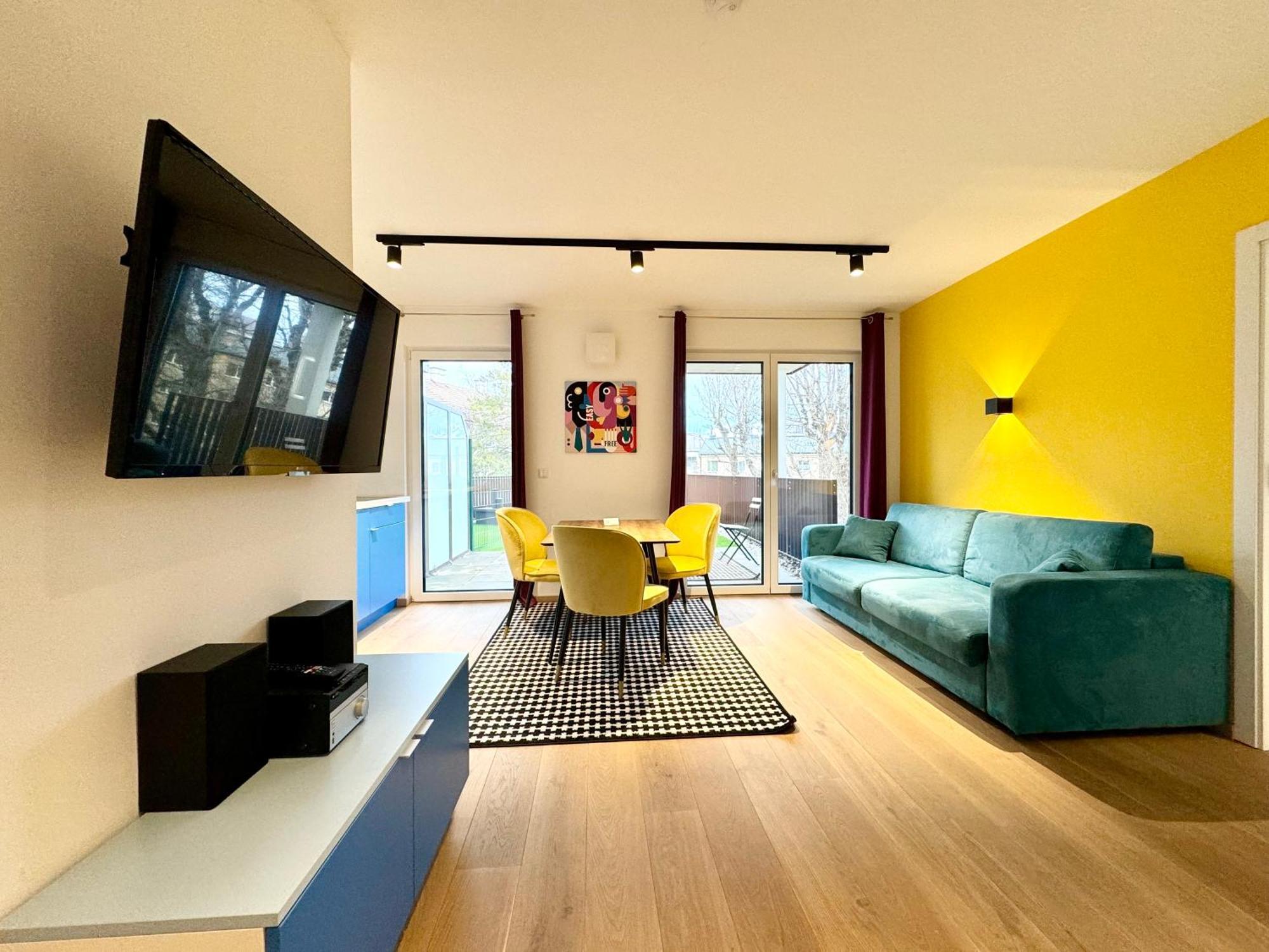 Wohnung Mit Terrasse + Parkplatz فيينا المظهر الخارجي الصورة