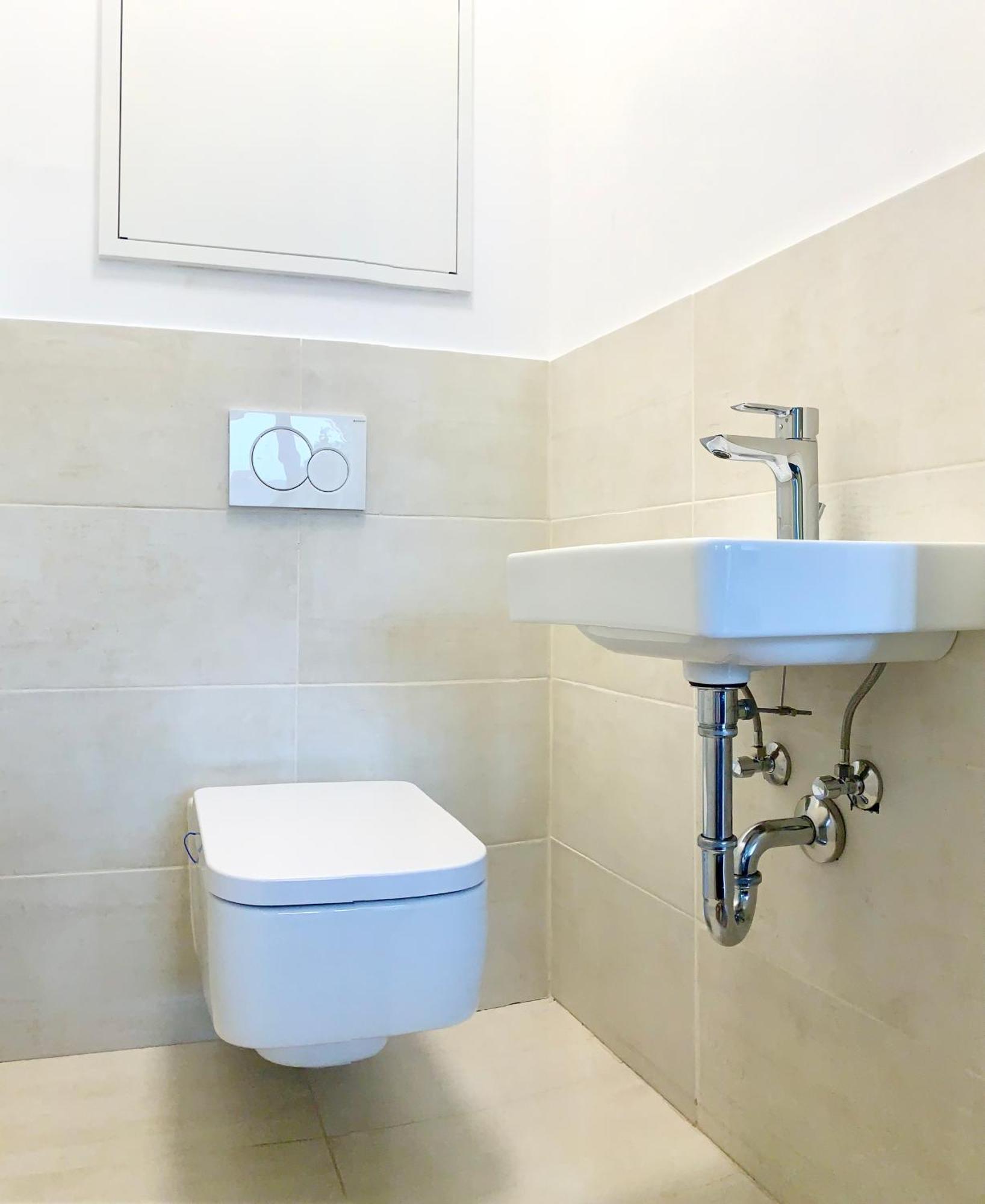 Wohnung Mit Terrasse + Parkplatz فيينا المظهر الخارجي الصورة