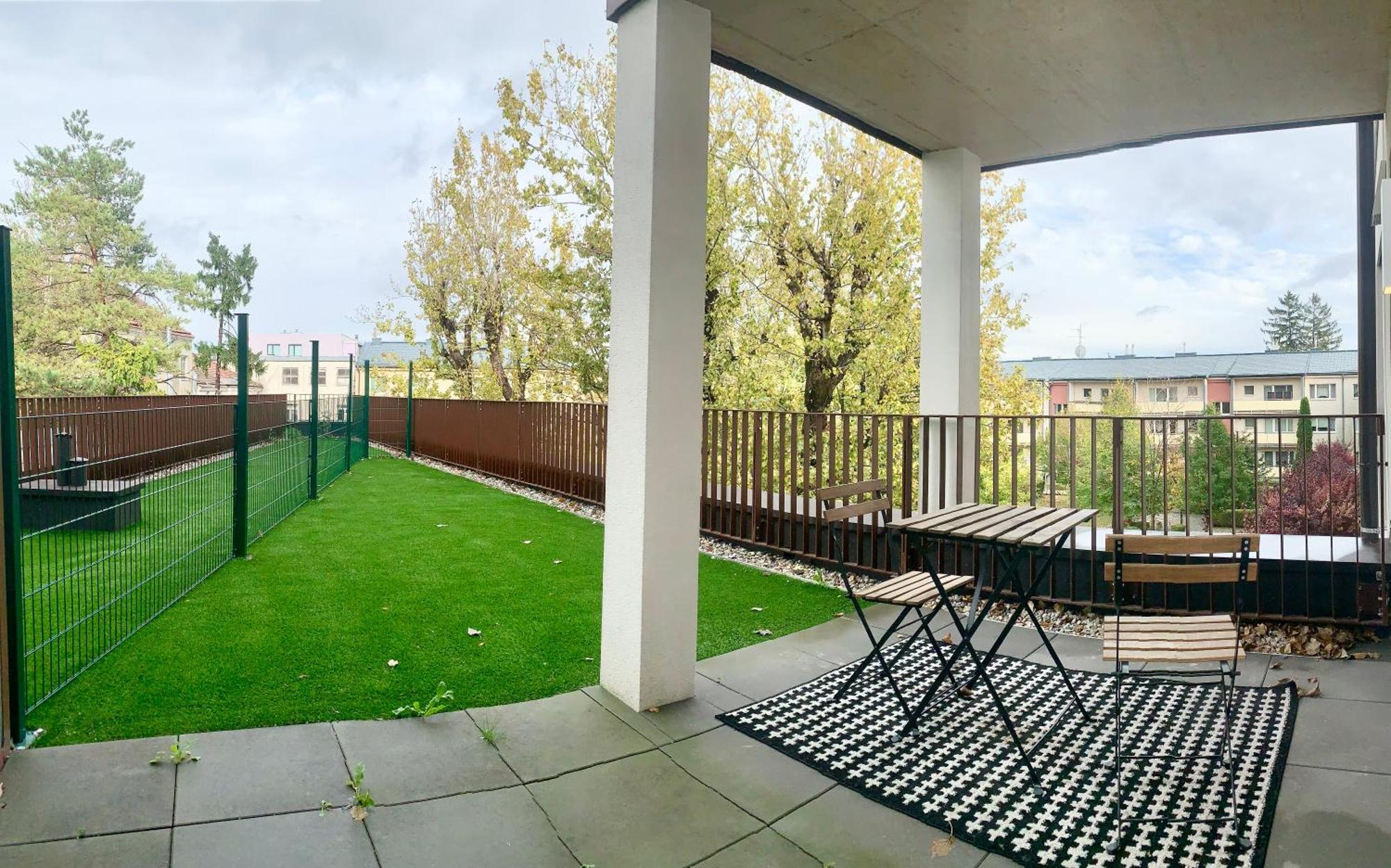 Wohnung Mit Terrasse + Parkplatz فيينا المظهر الخارجي الصورة